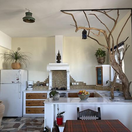 Art And Nature Apartment Sellia  Phòng bức ảnh